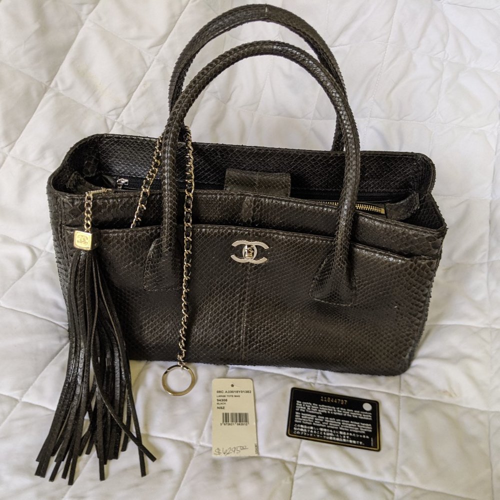 BLACK PYTHON CHANEL LARGE TOTE